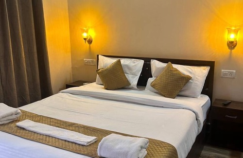 Candolim Cama Y Desayuno | La Sea beach Vue