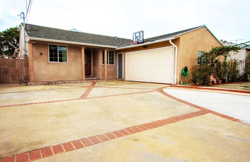 Van Nuys Casa | LA Serenity Retreat