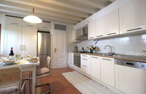 Colognola ai Colli Apartamento | Apartamento en Colognola Ai Colli con 2 habitaciones, capacidad 5