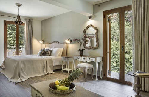 Mousata Hotel | La Signora Hotel