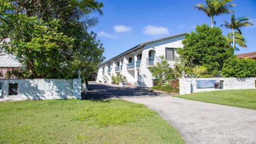 Iluka Apartamento | La Sirena Pool and barbie, private boat ramp, WiFi, two bedrooms, 3 beds
