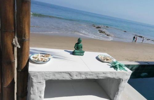 Punta Sal Casa | La Soñadora casa frente al mar con piscina