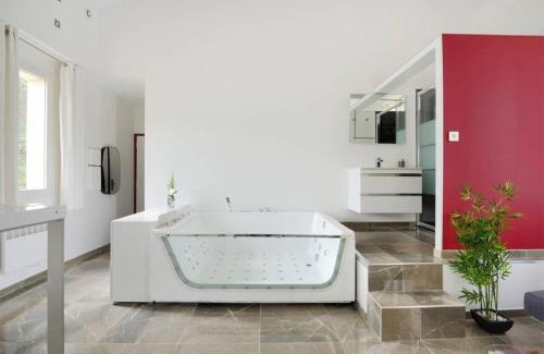Saint-Zacharie Apartamento | La suite de Mont-Vert (Jacuzzi privatif)