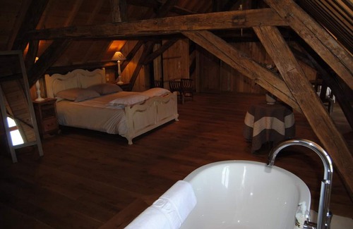 Tendu Cama Y Desayuno | la suite LYS-Habitacion Doble-Baño Privado-Superior-Vista al Parque