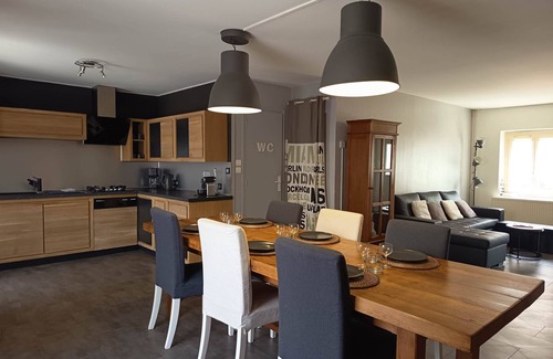 Messas Casa | La Talonnière, Maison de Village Avec Terrasse