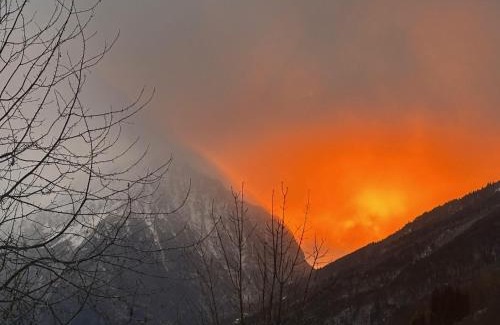 Vaujany Cama Y Desayuno | La Tanière