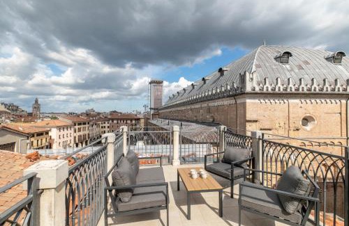 Historic Centre Apartamento | La terrazza sulle Piazze - Centro Storico