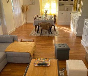 Bar-sur-Seine Casa | La Teyssière