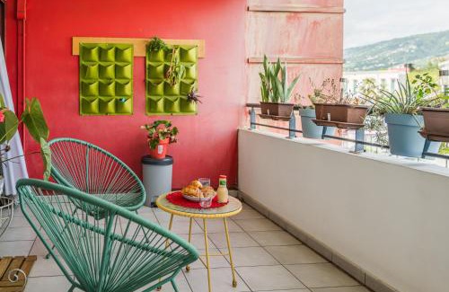 Sainte-Clotilde Apartamento | La Ti Tonnelle - Centre et Confort - Wiskeys