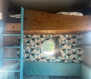 Villefranche-de-Lonchat Otro | La tiny house Luna