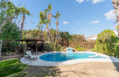 La Pobla de Montornes Casa | La Torre: casa perfecta con piscina privada