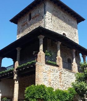 Marne Cama Y Desayuno | La Torre Medioevale