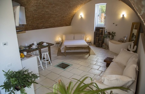Marne Cama Y Desayuno | La Torre Medioevale