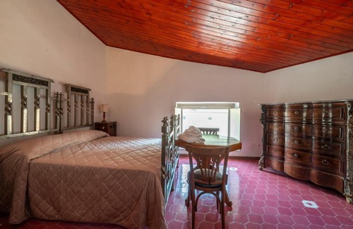 Monteroduni Casa | La torretta sul cortile