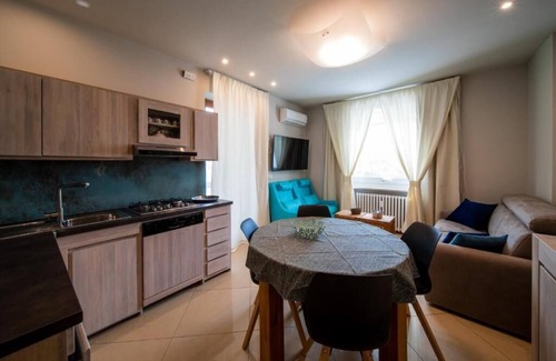 Aosta Apartamento | La Tour Apartment - Blue Moon