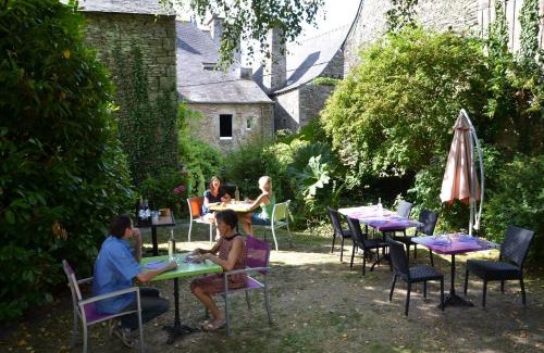 Rochefort-en-Terre Cama Y Desayuno | La Tour du Lion