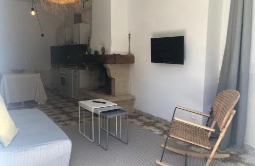 Ventabren Casa | La Tour- Pigeonnier Provençal - Mas des Sous Bois