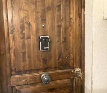 Grezieu-la-Varenne Apartamento | La Tour Ronde