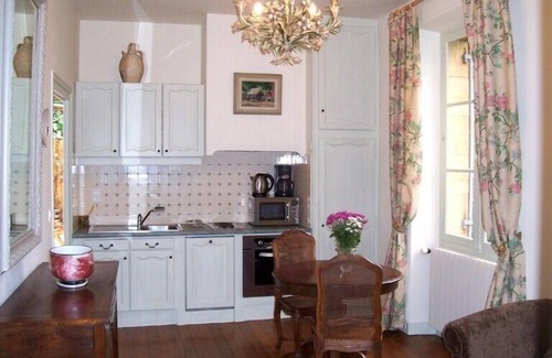 Beynac-et-Cazenac Casa | La Treille, casa con encanto en el corazón de Beynac.