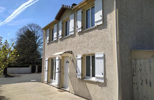 Noyers-sur-Cher Casa | La Tribu d'Asato-Beauval 5 ch grand jardin et parking privé