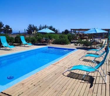 Algarrobo Cabina | La Tribu Ecolodge y Camping