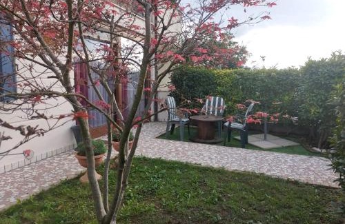 Fontanafredda Casa | La tua casa meravigliosa con giardino