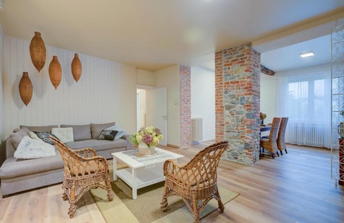 Gavirate Casa | La Valbinella Few Meters From Varese Lake - Happy Rentals