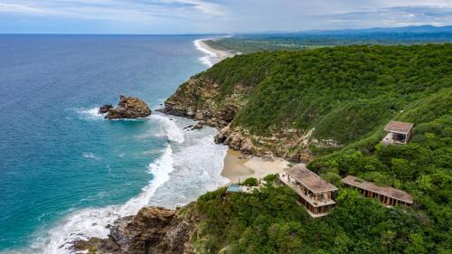 Santa Maria Tonameca Cabina | La Valise Mazunte