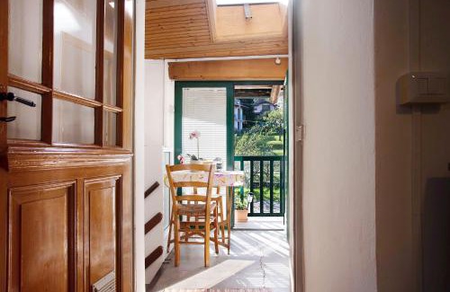 Porto Valtravaglia Apartamento | La Vecchia Torre