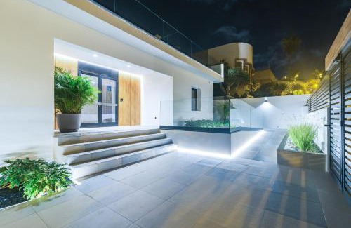 Las Palmas de Gran Canaria Hotel | La Vega de Ciudad Jardín Suites