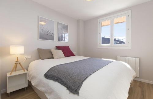 Formigal Apartamento | La Ventana de Formigal by BeValle