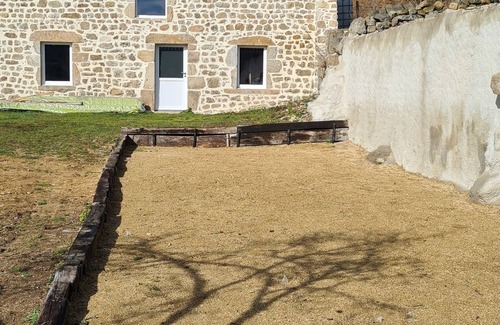 Saint-Antheme Casa | LA VIE D'ANCE: AUVERGNE NATURE COTTAGE