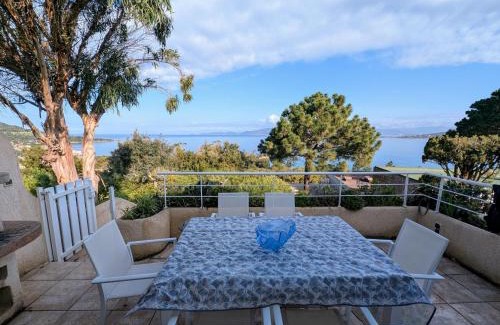 Verghia Casa | La villa Acacia