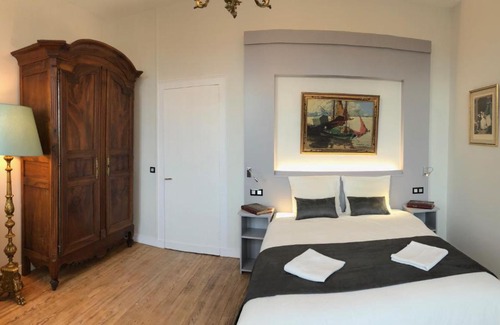Saint-Michel-de-Fronsac Casa | La Villa du Château Belloy