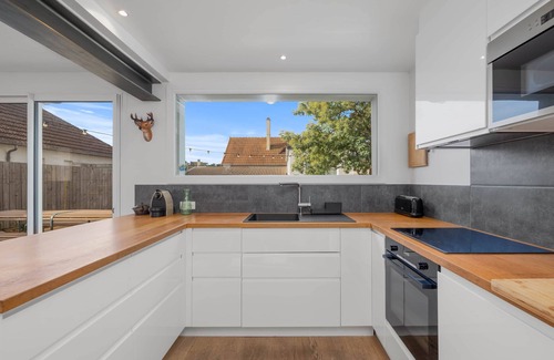 Saint-Pair-sur-Mer Villa | Gran casa familiar a 300 metros del mar!