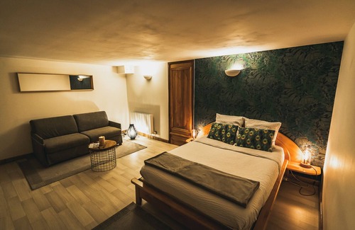 Miribel Casa | La Villa du Rhone