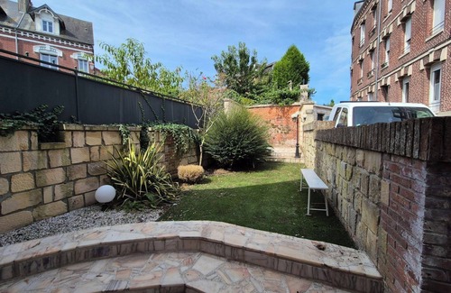 Eu Casa | La Villa Eudoise