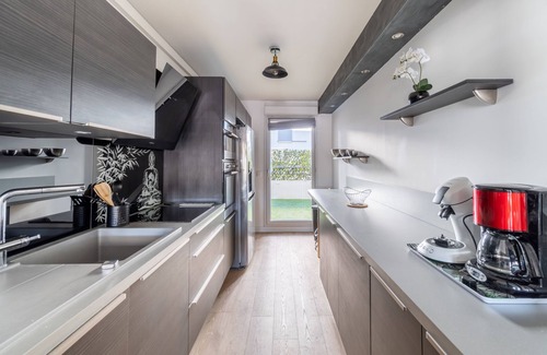 Riou - Petit Juas - Av de Grasse Apartamento | La Villa Gauguin - Dos Habitaciones Piso, Capacidad 6