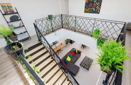 Orgeres Casa | La Villa Pop & Steel - maison avec 4 chambres