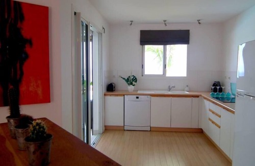 Carosse Villa | LA VILLA ESTÁNDAR CON PISCINA CON VISTA PANORÁMICA AL MAR