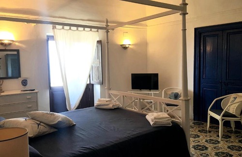Santa Marina Salina Cama Y Desayuno | La Villa Rossa