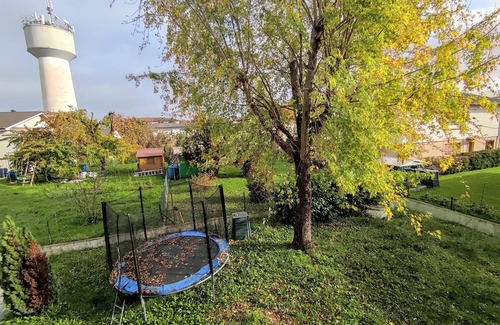 Amneville Casa | La Villa Sainte-rose: Gîte 3 Chambres Avec Jardin à 5 min de la Cité des Loisirs