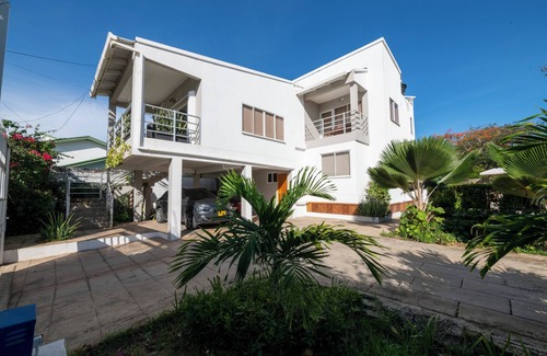 Punta Hansa Villa | La Villana House con piscina