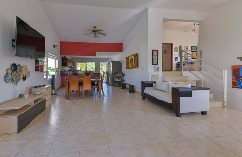 Punta Hansa Villa | La Villana House con piscina