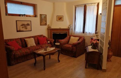 Introdacqua Casa | La villetta di Capolaia