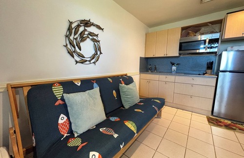 Playa Sardinas II Apartamento | La Vista apartment in gorgeous Culebra, 4 guests, AC, parking