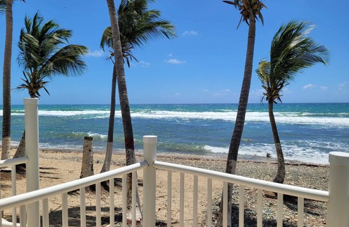 Patillas Apartamento | La Vista Del Mar es una nueva propiedad frente a la playa que contiene dos unidades privadas.