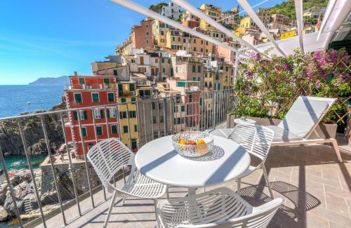 Riomaggiore Apartamento | La Vista di Marina by The First