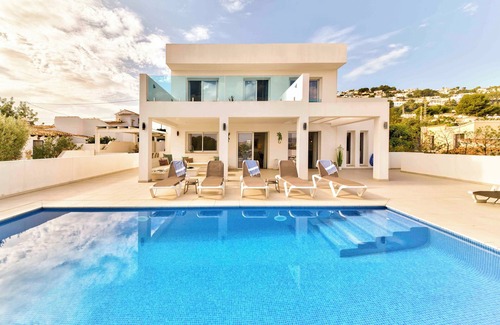 Benimeit Villa | La Vista - Modern luxury for 12 guests