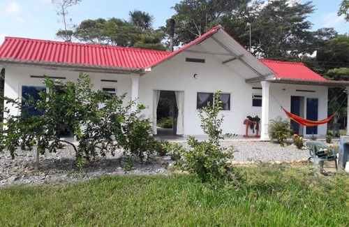 Acacias Cabina | La Voragine cabin, surrounded by nature